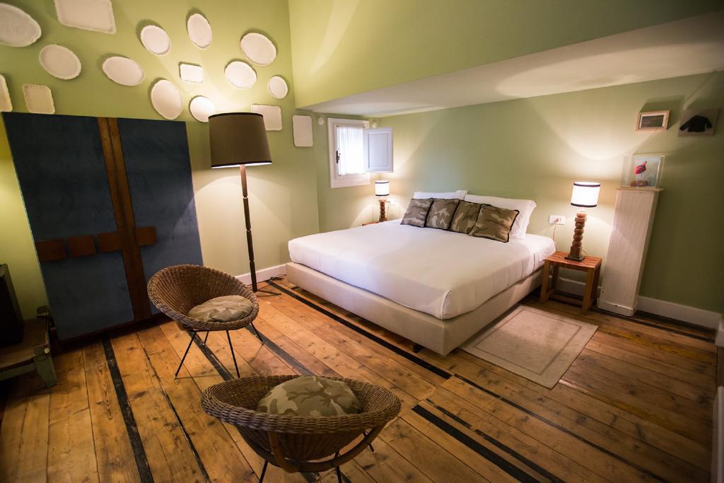 Adastra Suites Florence Room photo