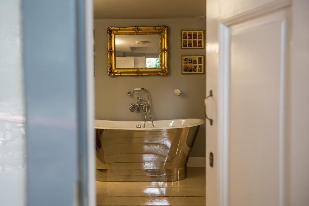 Adastra Suites Florence Room photo