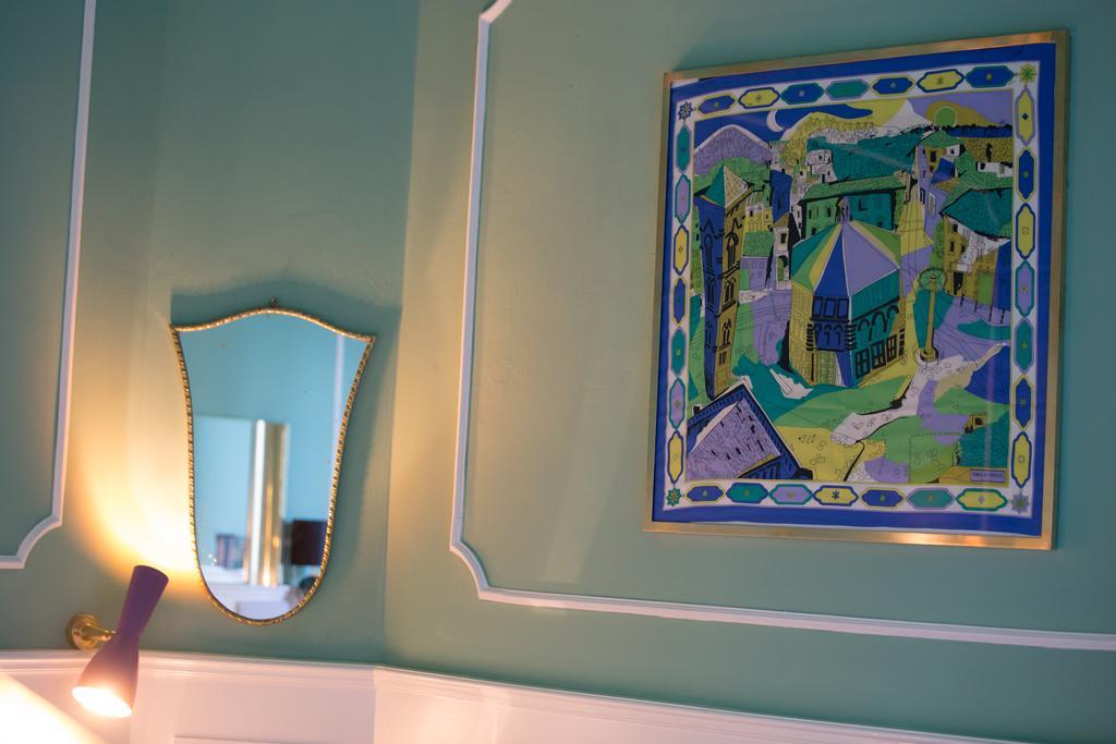 Adastra Suites Florence Room photo